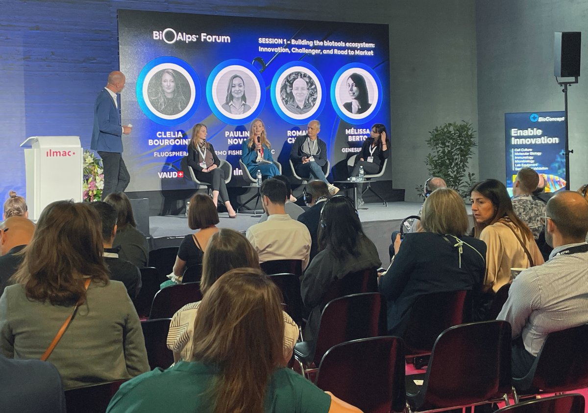 AtinaryTech's tweet photo. Reflecting on 2 inspiring days @ Ilmac. Key themes on AI/ML in life sciences:
1. Real-time analytics + active ML shift workflows from passive monitoring to active guidance 💡
2. Predictive models make it realistic to test significantly more hypotheses within timeline+budget🎯
1/3 https://t.co/pmuwLQRw4u