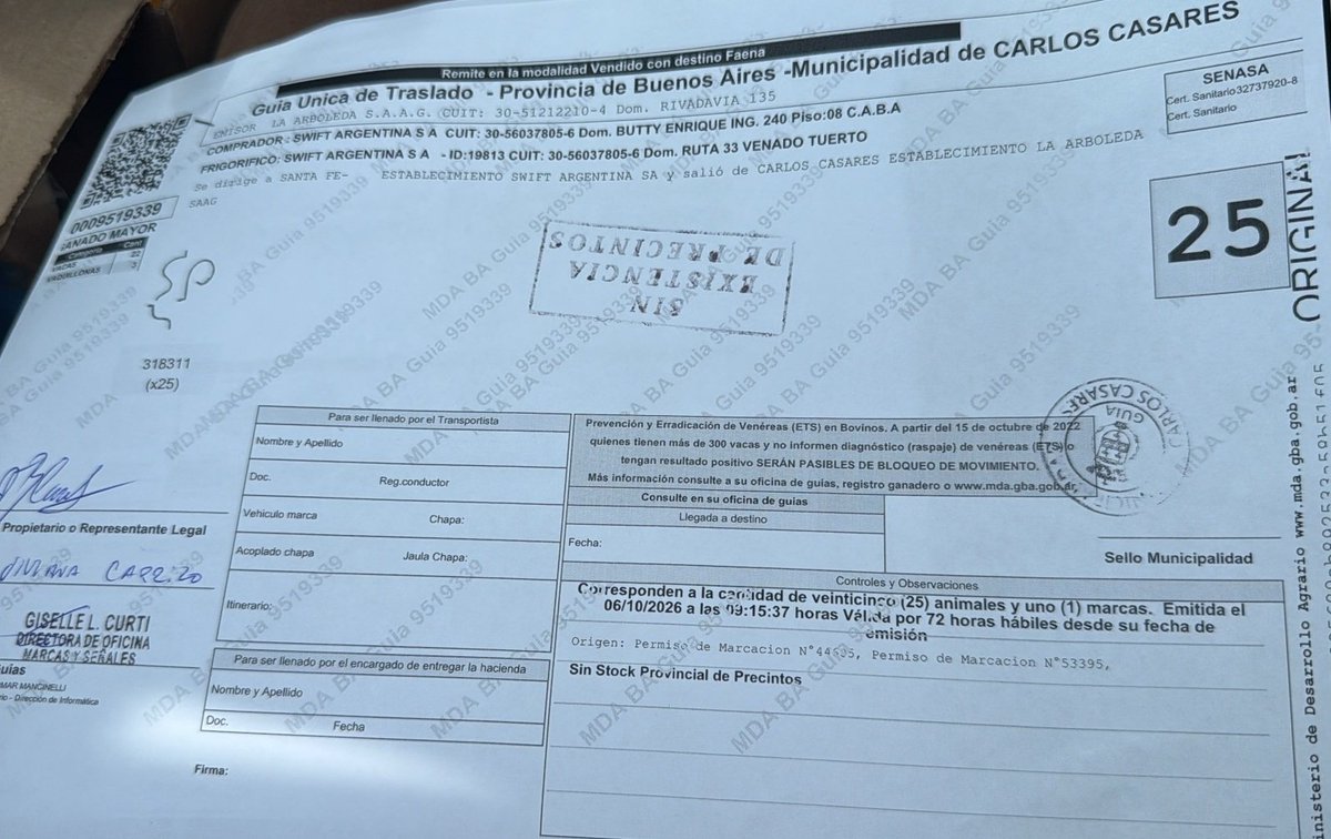 AnPasserini's tweet photo. Acabamos de cargar una jaula y acá tienen uno de los robos más alevosos del universo entero de las tasas municipales: TASA DE GUÍAS Y SEÑALES.

Subsisten de la época en que la hacienda se trasladaba por arreo, y se cobraba para compensar el deterioro a los caminos.

Se viene juicio.