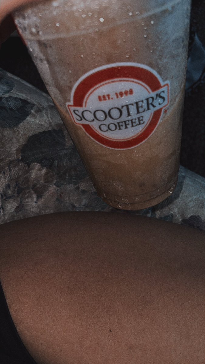 TheHumbleDoll's tweet photo. Wake up and pay for your thick goddess to enjoy coffee and nails 💋 https://t.co/ChgsoZ2ugr