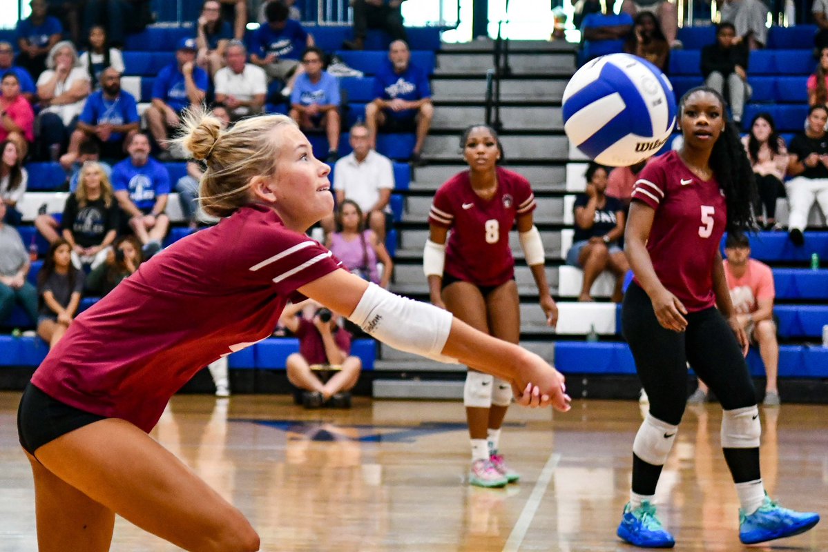 GoFlashWin's tweet photo. 🐾🏐🏈⛳️🏊🎾 Lots of Bearcat action happening on https://t.co/TBUfYUtPyk. Get more photos of Brookland-Cayce Volleyball, Football, Swim, Women’s Tennis and Women’s Golf. Go check it out! https://t.co/quMPMpsjHL