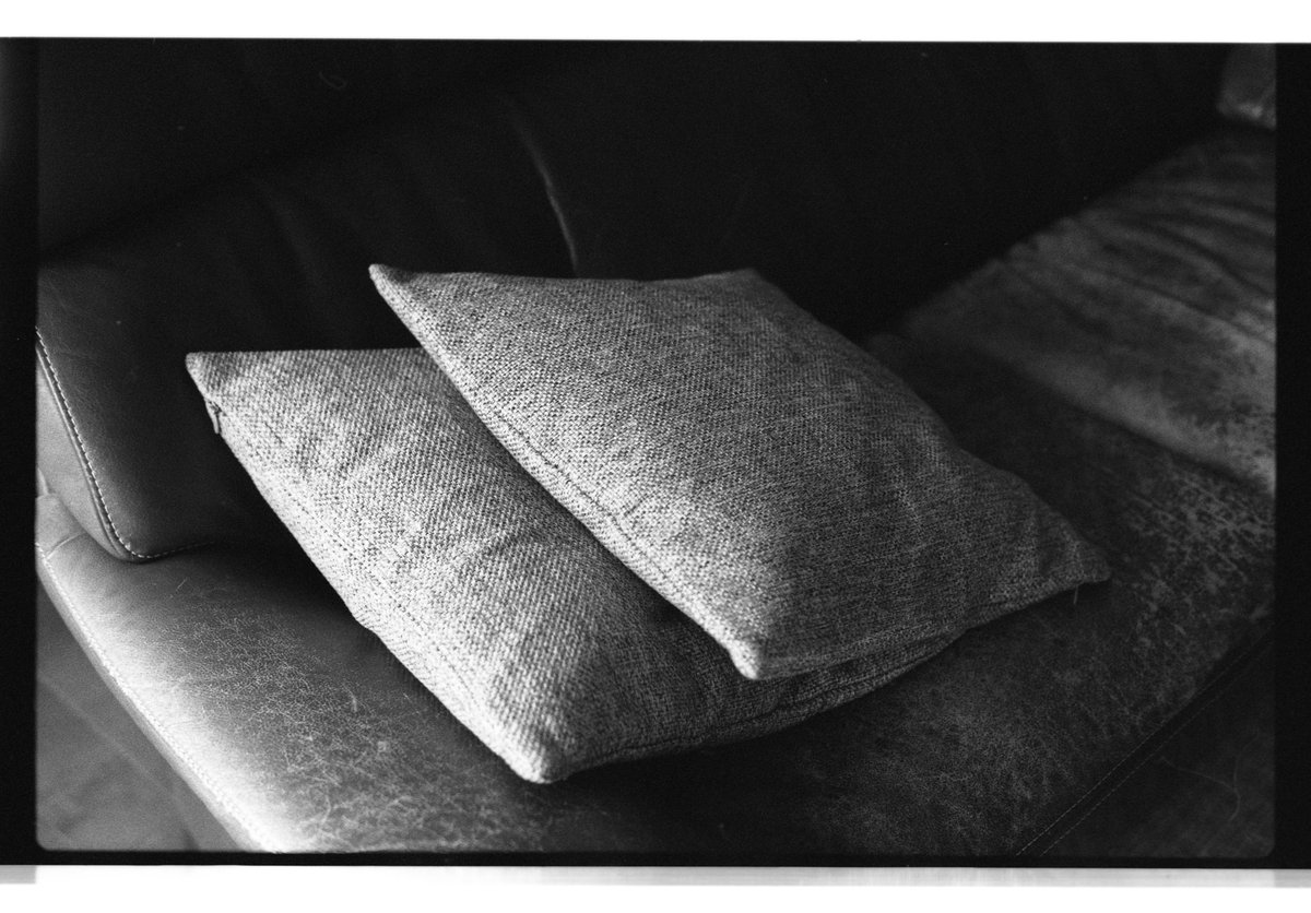 ayataka246859's tweet photo. HP5Plus ISO3200 D-76 19:00 24℃
明日は400TXをやる。DELTA3200買わないでHP5増感で良い気がするな https://t.co/Y6cvk08SAM