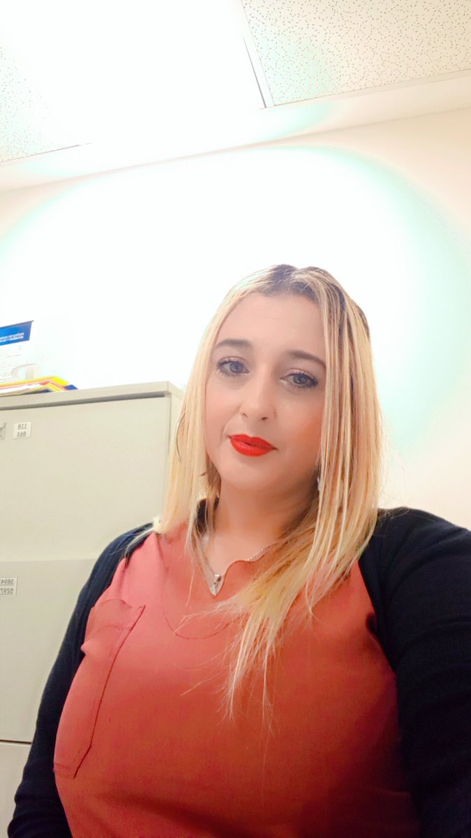 Lulynda10's tweet photo. Martes y la trabajacion 😌 https://t.co/IFJBX6HyUB