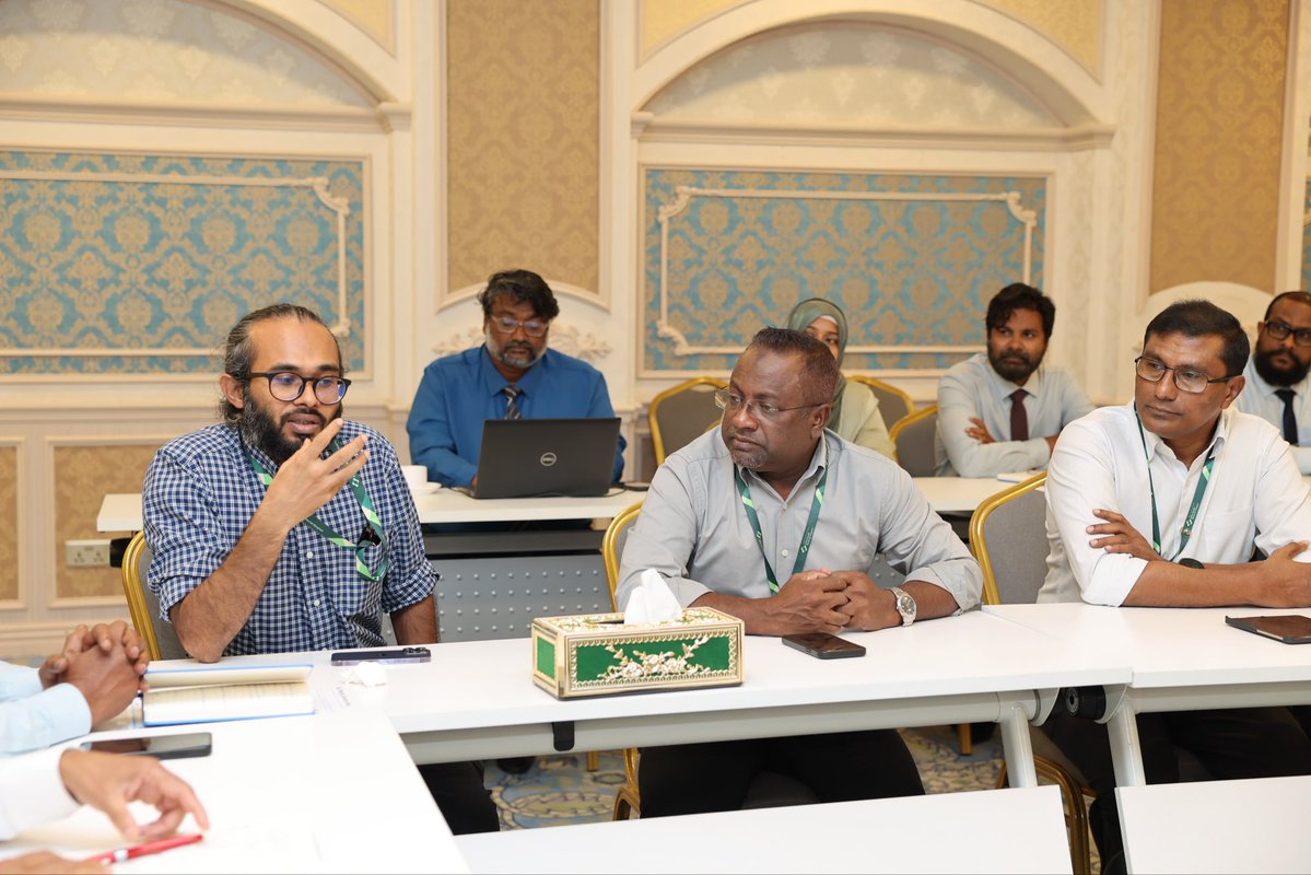 MoHmv's tweet photo. Senior officials from the Ministry of Health, Family and Welfare met with CEOs/DCEOs of the regional hospitals, the Deputy CEO of Dharumavantha Hospital, and doctors from MCGH to strengthen collaboration and support for regional health services.

Discussions focused on improving coordination, sharing specialist expertise, and strengthening hospital capacity to ensure more accessible, quality healthcare closer to communities across the Maldives.

@igmhmv 
@HMH_mv 
@MCGH_MV 
@KRHmv 
@urh_mv 
@drasmhospital 
@GRH_MV 
@aeh_mv