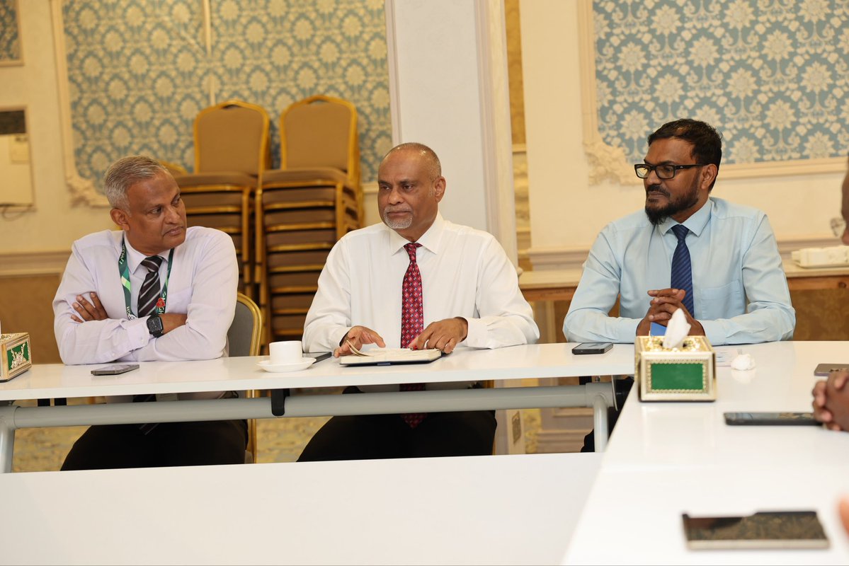 MoHmv's tweet photo. Senior officials from the Ministry of Health, Family and Welfare met with CEOs/DCEOs of the regional hospitals, the Deputy CEO of Dharumavantha Hospital, and doctors from MCGH to strengthen collaboration and support for regional health services.

Discussions focused on improving coordination, sharing specialist expertise, and strengthening hospital capacity to ensure more accessible, quality healthcare closer to communities across the Maldives.

@igmhmv 
@HMH_mv 
@MCGH_MV 
@KRHmv 
@urh_mv 
@drasmhospital 
@GRH_MV 
@aeh_mv