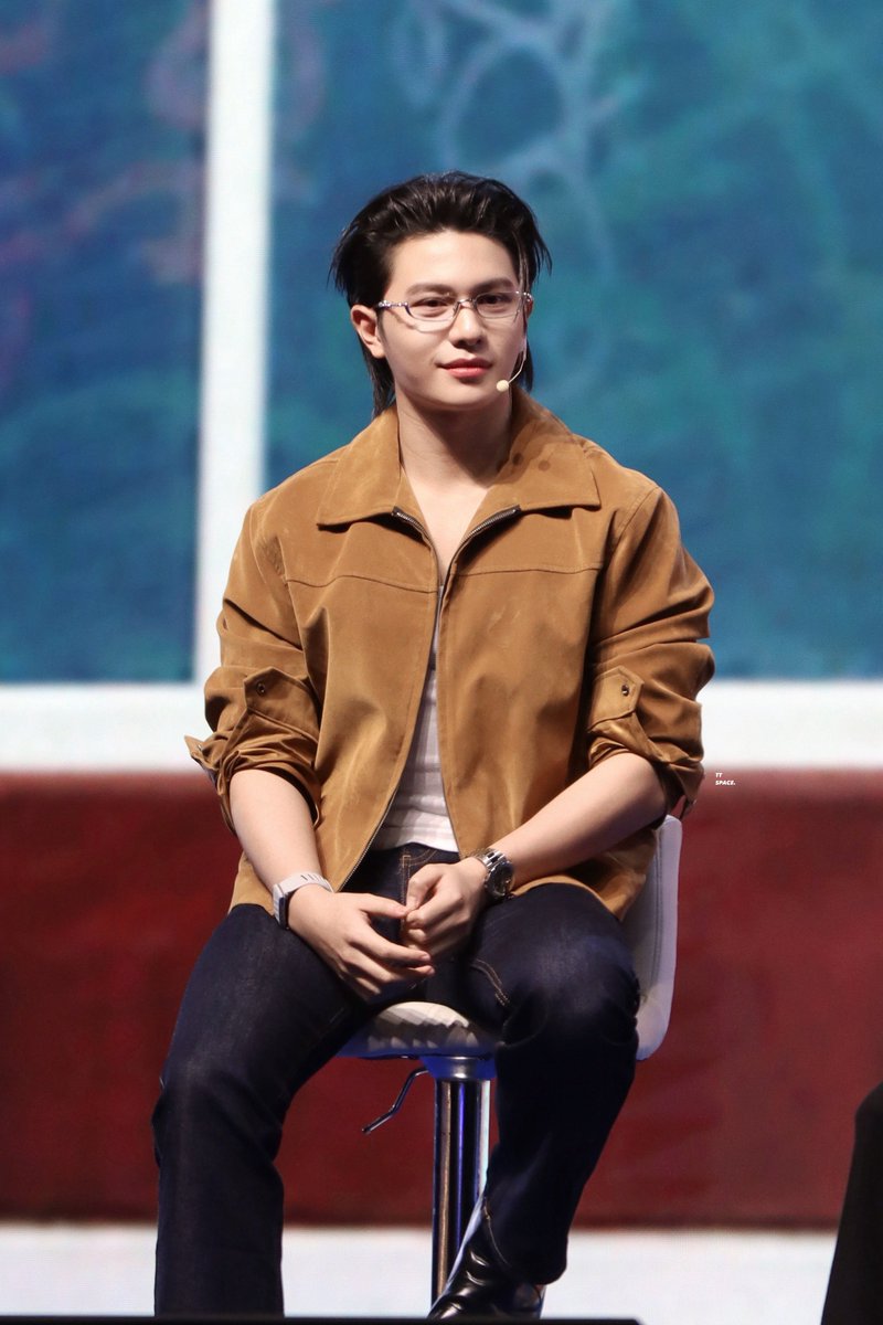 TTxSpace's tweet photo. หล่อโพดดดดด🫠

WILLIAMEST WESLEY ON STAGE
#GMMTVLiveHouse
#Williamjkp https://t.co/c5MdAh5oRZ