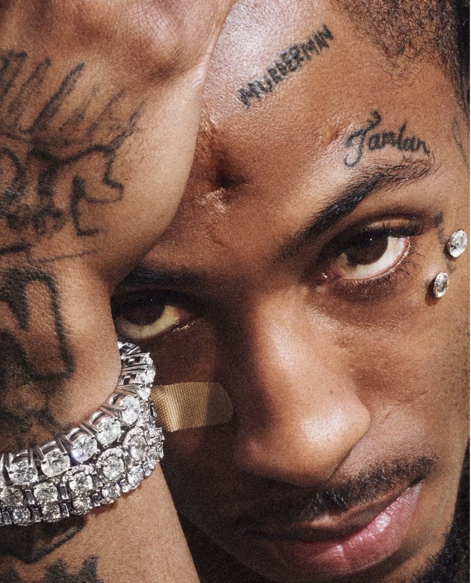 ybdeyo's tweet photo. NBA YoungBoy links up with i-D Magazine for a photoshoot in Paris📸💚 https://t.co/7jVV3DvVyS