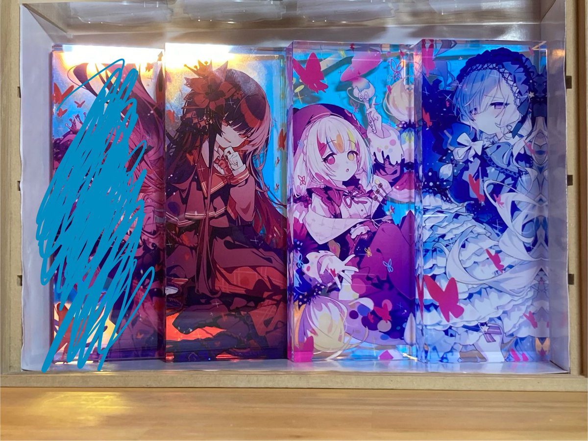 33__otaku's tweet photo. 結局この配置になった https://t.co/9b5FZj2Hwa