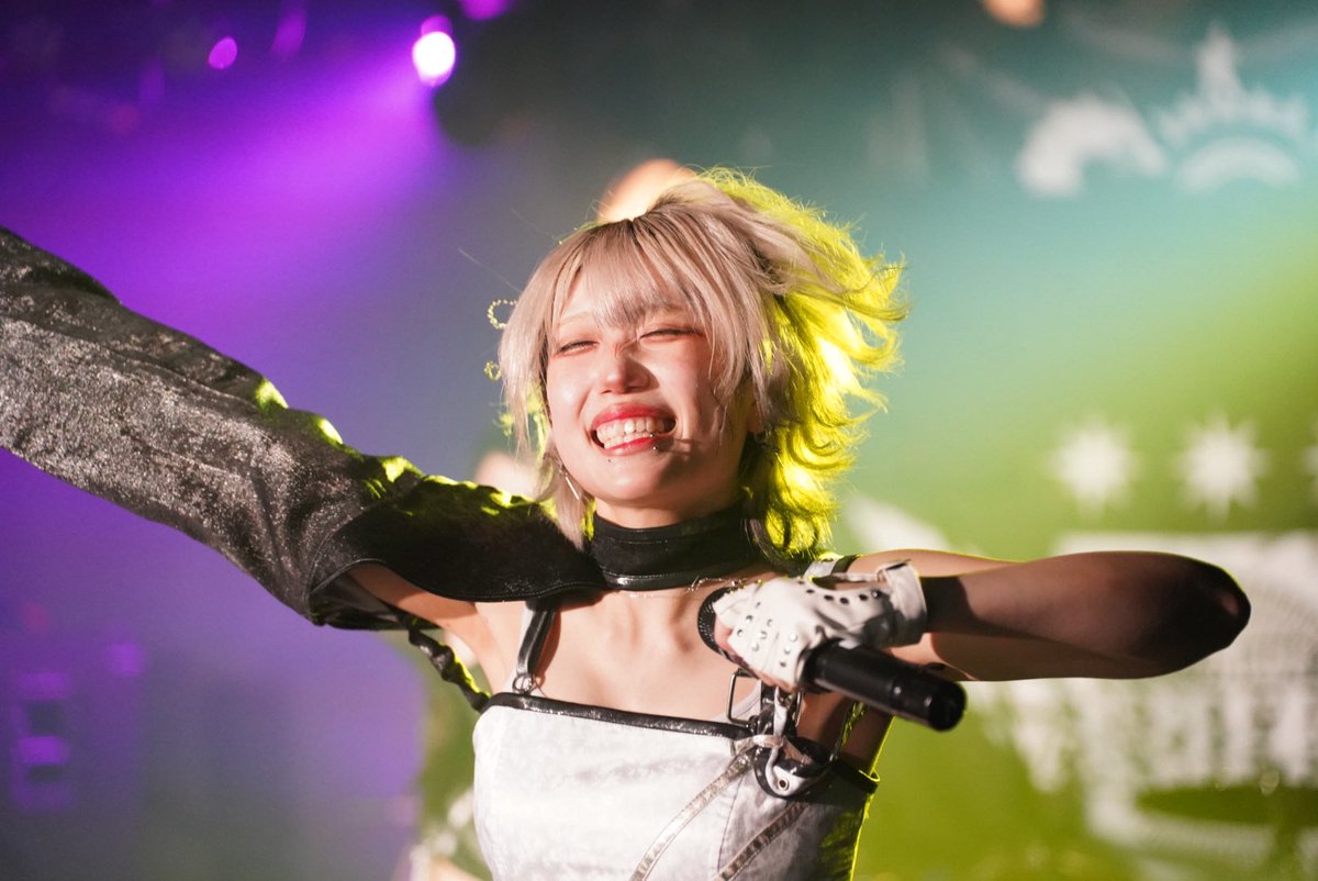 masakiidol0115's tweet photo. 2026年10月3日
ARTERIA3周年ワンマンライブ

AFTER THE LAST PAGE
〜4つの想いを紡いで〜

凛瞳れむ
①

#アルテリア 
#れむジスト https://t.co/FCABANUtqo