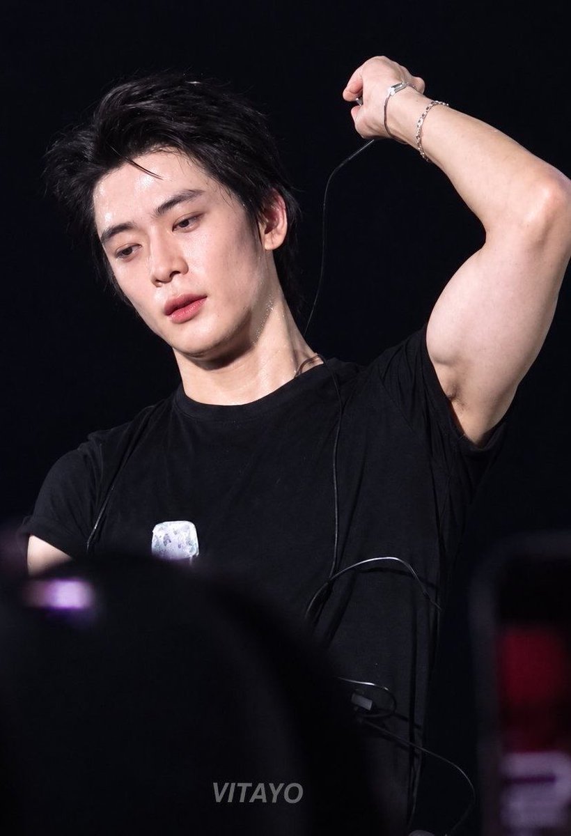 imgift03's tweet photo. โคตรรรรรรร🧎🏻‍♀️🧎🏻‍♀️🧎🏻‍♀️ https://t.co/2WLFLsLqVs