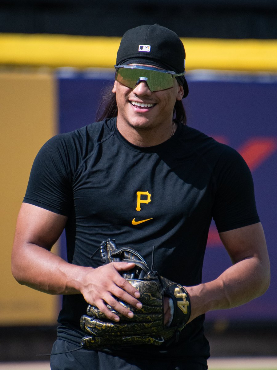 Magallanes_bbc's tweet photo. Contraseña aceptada 🔓✅

El jardinero Jhostynxon García empezó esta mañana su preparación en el JBP con el taxi squad, de cara a lo que va a ser su participación con la Nave esta temporada ⛴️💪

📸: @hcolme_7 

#Magallanes #Campeonesabordo https://t.co/hRKBczLANl