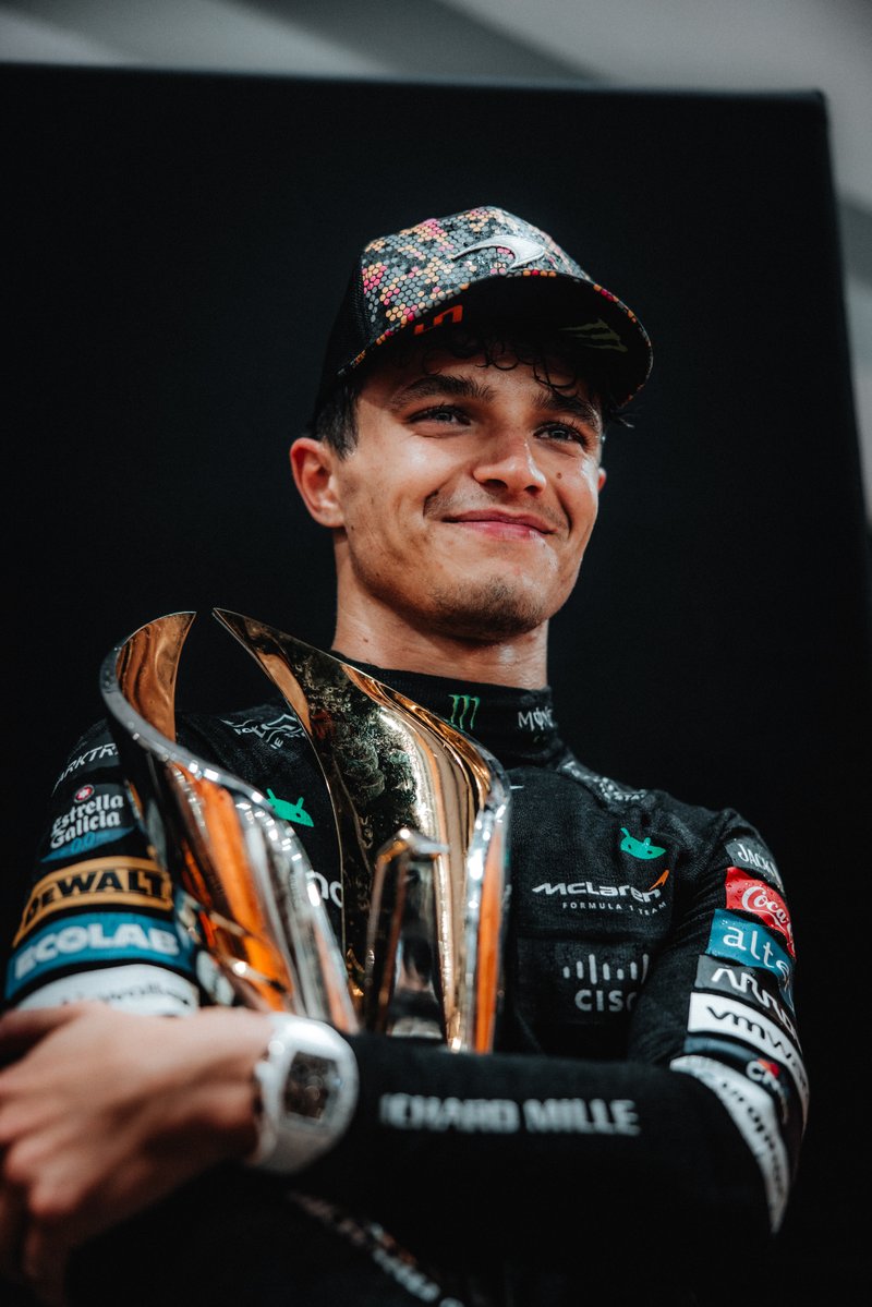 LN4's tweet photo. Man we got some good memories at Marina Bay 🏆 https://t.co/p4UBfMOvJx