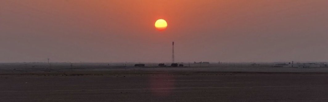 ryz511's tweet photo. يوم طاحت جمرة العصر في « ذرو النهار »
كن جمرتها ... على لسان كبدي طايحه https://t.co/dusBnUaZ4m