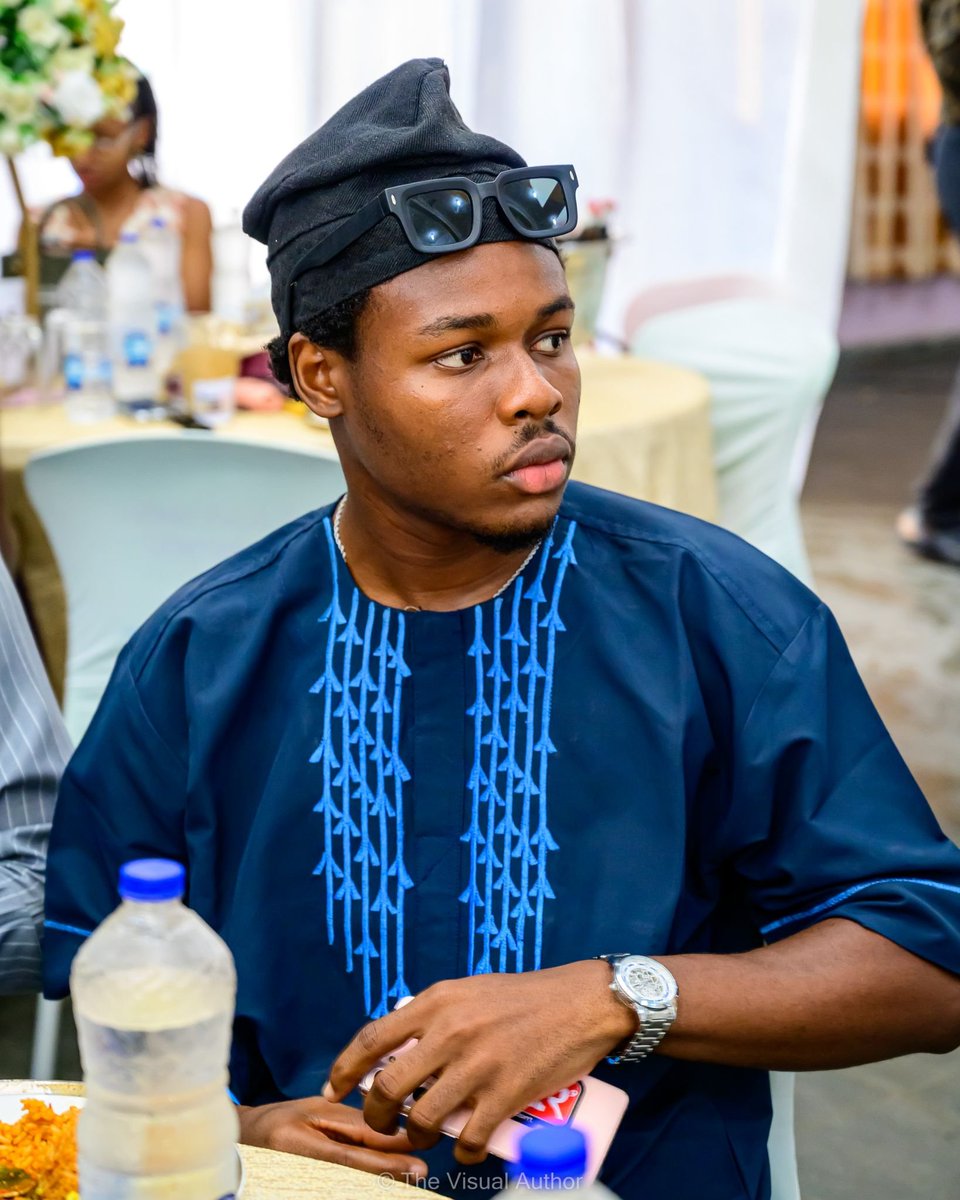 thevisualauthor's tweet photo. POV: The Visual Author captured that your special occasion.

A thread🧵 https://t.co/REGqwT43o3