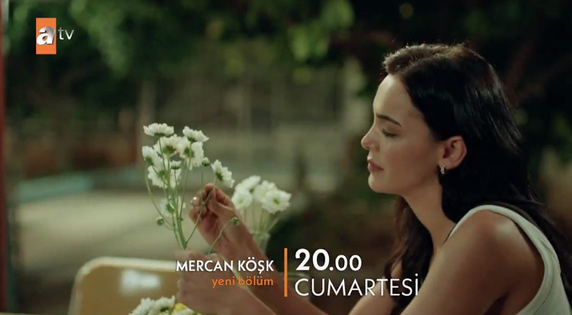 luvmadcline's tweet photo. he so in love with her.
😭😭😭
#MercanKöşk ⋆ #CemRak https://t.co/YAaXWDBhtn