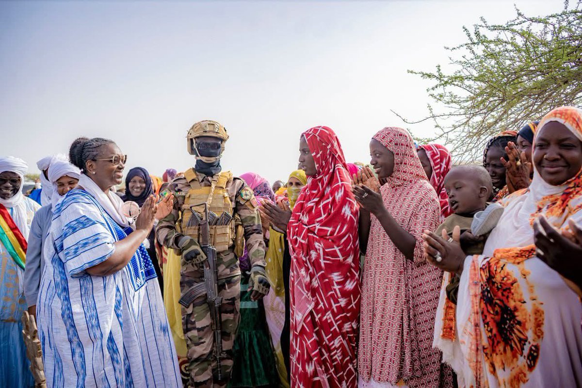 AgRedouwane's tweet photo. 🇲🇱 From 17 to 21 August 2026, the Food Security Commission (CSA) carried a vital field mission across #Kayes, #Timbuktu, #Mopti, #Bandiagara, and #Douentza📍

Food security cannot stop at emergency relief 💥 The National Plan Response (NPR 2026) shows the State standing with vulnerable communities—not only through symbolic handovers 🤝 but by tackling the root causes of hunger 🌾

In #Mali, food security is a pillar of social cohesion, stability, and peace 🕊️✨

📣 Stay connect for more !

#FoodSecurity #NourrirLaPaix #Mali #PNR2026 #CSA