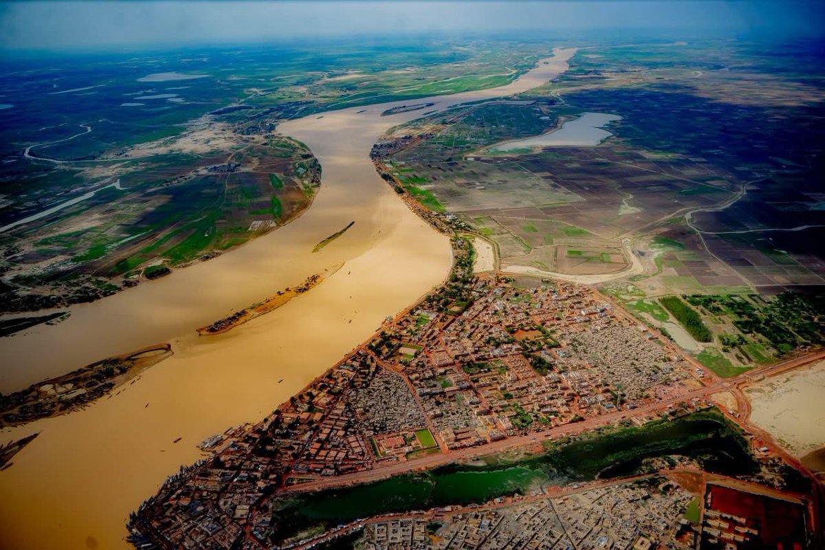 AgRedouwane's tweet photo. 🇲🇱 From 17 to 21 August 2026, the Food Security Commission (CSA) carried a vital field mission across #Kayes, #Timbuktu, #Mopti, #Bandiagara, and #Douentza📍

Food security cannot stop at emergency relief 💥 The National Plan Response (NPR 2026) shows the State standing with vulnerable communities—not only through symbolic handovers 🤝 but by tackling the root causes of hunger 🌾

In #Mali, food security is a pillar of social cohesion, stability, and peace 🕊️✨

📣 Stay connect for more !

#FoodSecurity #NourrirLaPaix #Mali #PNR2026 #CSA