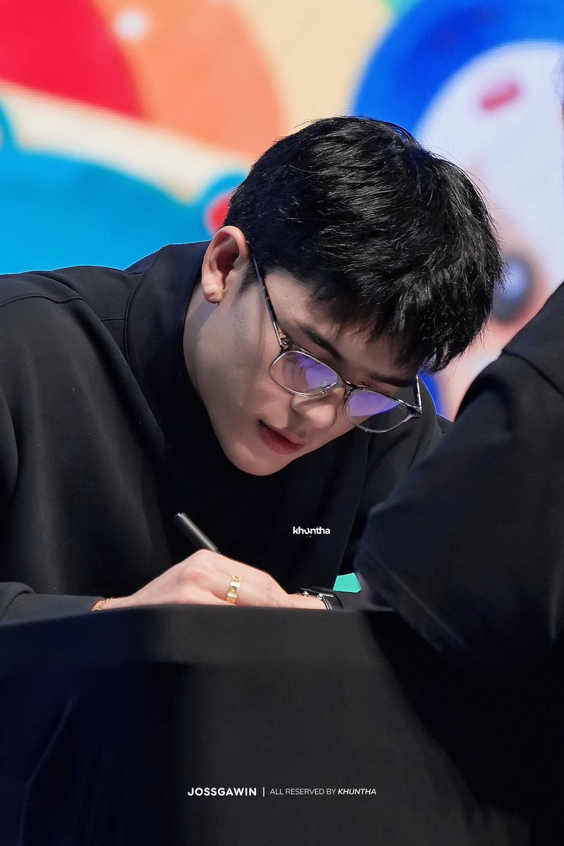 khuntha__'s tweet photo. [2026.10.03] HQ

HOT NERD (🔥)

JOSSGAWIN GUINZLY BIG FAM
#GMMTVFANIVAL2026HappyFamilyxJG 
#JossWayar 
#JossGawin