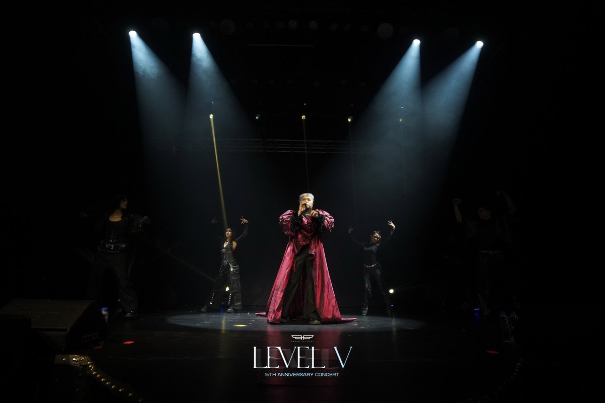 PressHitPlay's tweet photo. Press Hit Play Level V: 5th Anniversary Concert

Sev takes the stage by storm with a powerful and captivating performance of Sam Smith’s “Unholy.” 🔥✨

#PressHitPlay #PHPLevelV #LEVELVConcert #PPOP #PHP5thAnniversary https://t.co/bAVfru753w
