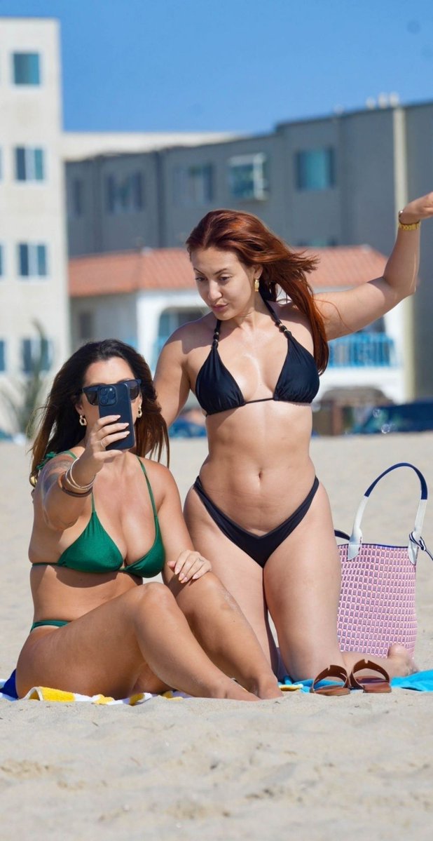 StarYZenix's tweet photo. Francia Raisa soaking up the Santa Monica sunshine in 2024. https://t.co/XxVdcK3aXt