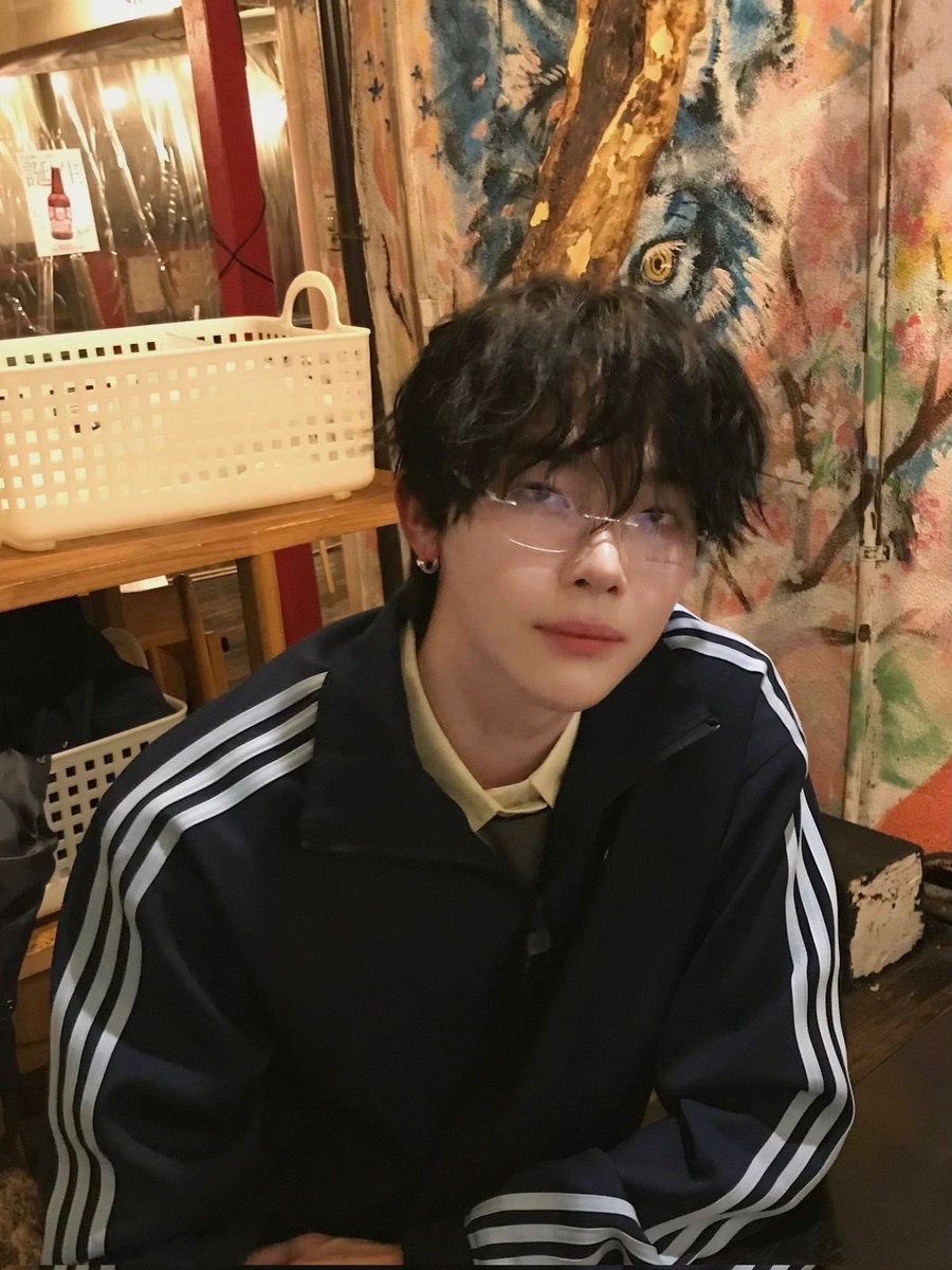 rororonot's tweet photo. 이 사진들 완전 대만인 같이 나와서 
나를 떨레게해요 https://t.co/q3brU8Lv5X