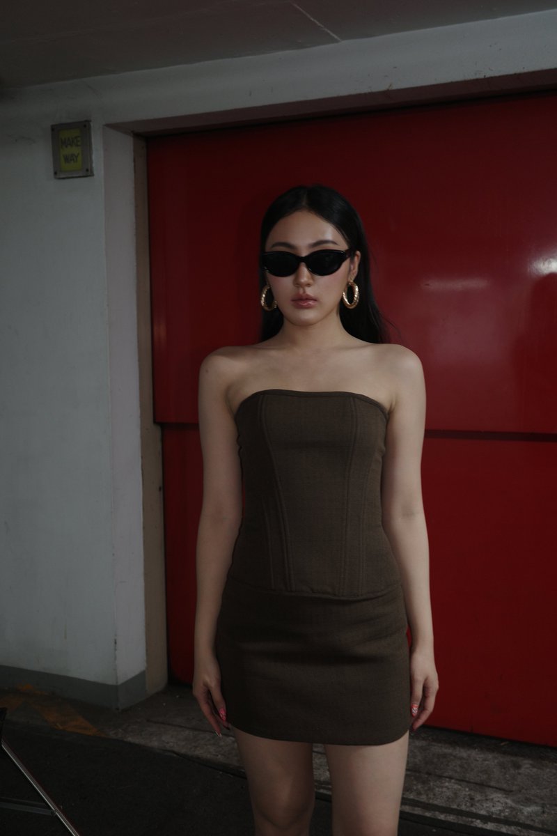 ippunnchyou's tweet photo. Call me laterrr
#SiamDiscoveryBIFW2026x4EVE https://t.co/7kgB8LdDHe