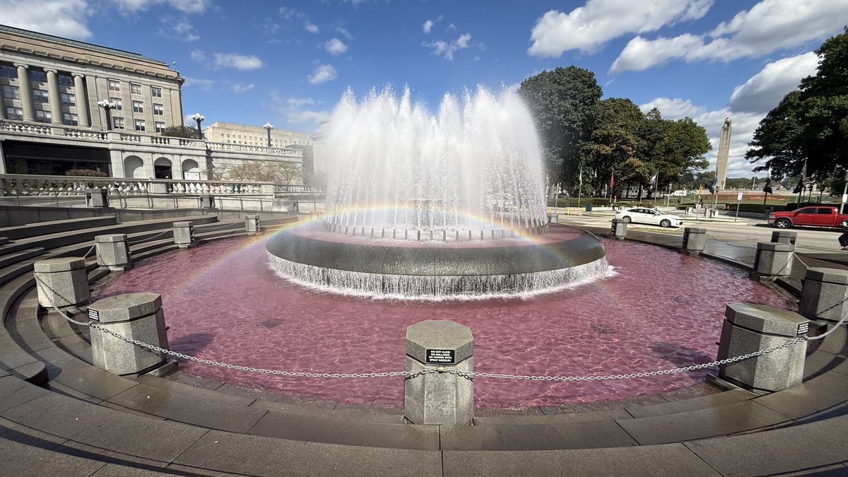 PAHouseGOP's tweet photo. Members of the PA House Republican Caucus officially kicked off Breast Cancer Awareness month, and the Capitol fountain is dyed pink for the occasion. 

Today, we celebrate breast cancer survivors and thrivers and share the importance of early detection. https://t.co/5jO4UmESRh