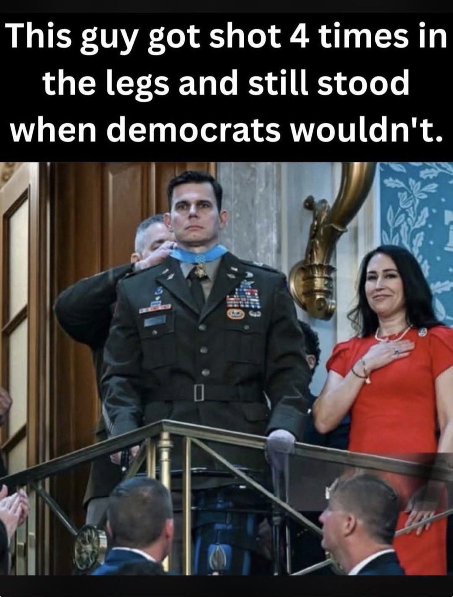 MagaGrunt1's tweet photo. 🇺🇸Let’s remember this pathetic display come the midterms.🇺🇸 https://t.co/Su90gjD7a1