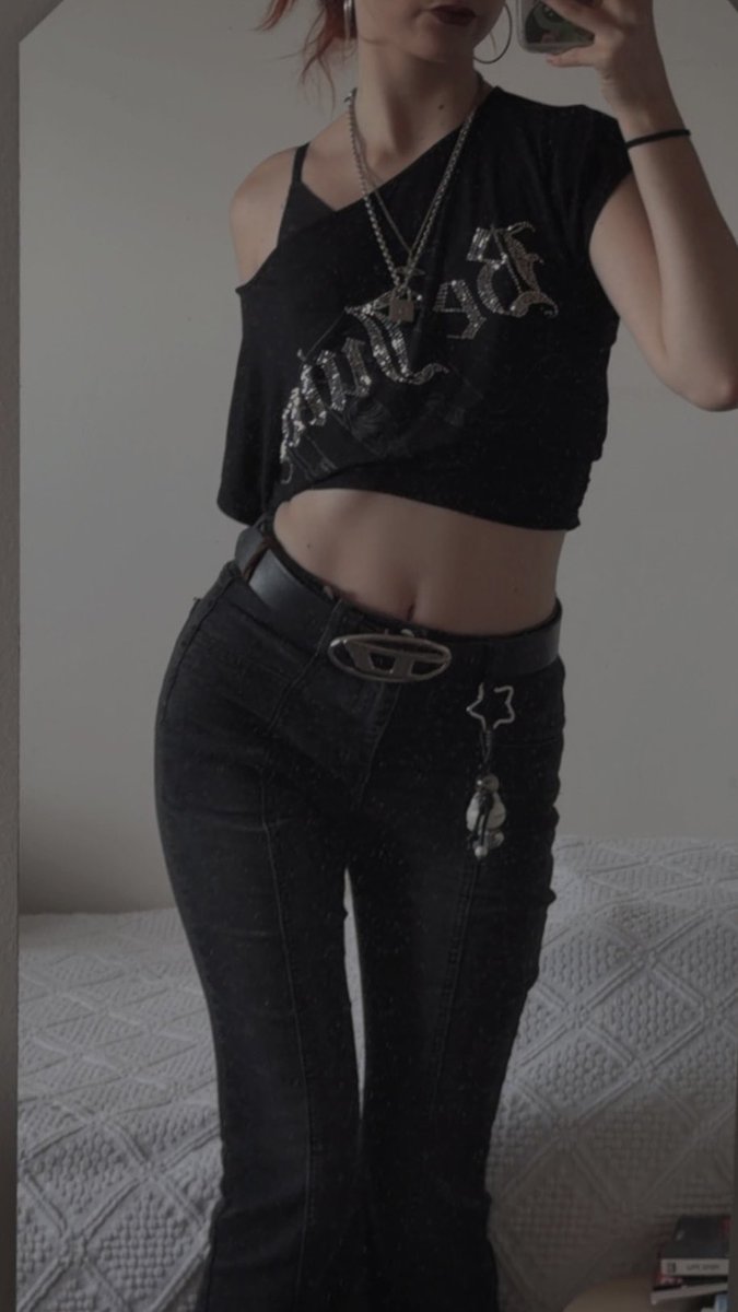 Trist_ana_'s tweet photo. 💽🎛️ https://t.co/pLqxZQwIi1