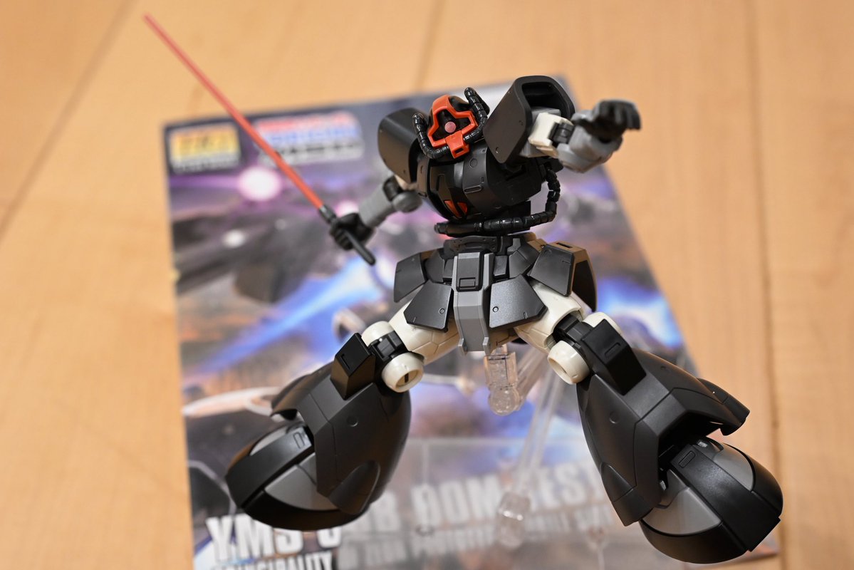 run_pla_builder's tweet photo. 滑り込みドムの日！
両脚部組み立てで本体完成！
ヒート・サーベルの構えがいい！
オリジンドムはグリグリ可動してポージングが決まる🤩

#ガンプラ 
#ドム試作実験機 
#ドムの日 https://t.co/qX0NpCJ491