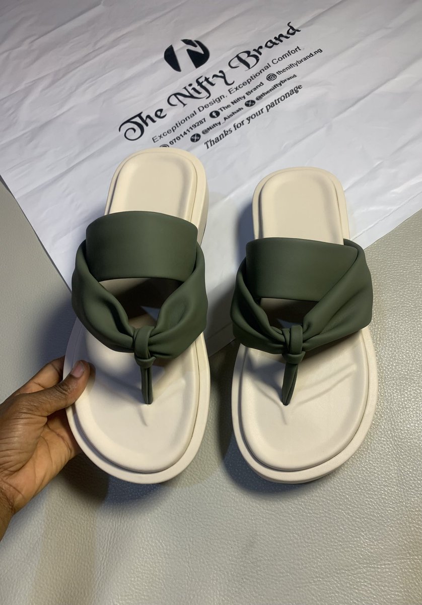 Nifty_Aishah's tweet photo. I make quality, comfy handmade footwear.
You should patronise me to join The Nifty Brand caucus, so you can enjoy every step of your day to day movement in comfort.🤭 https://t.co/tltboUDn20