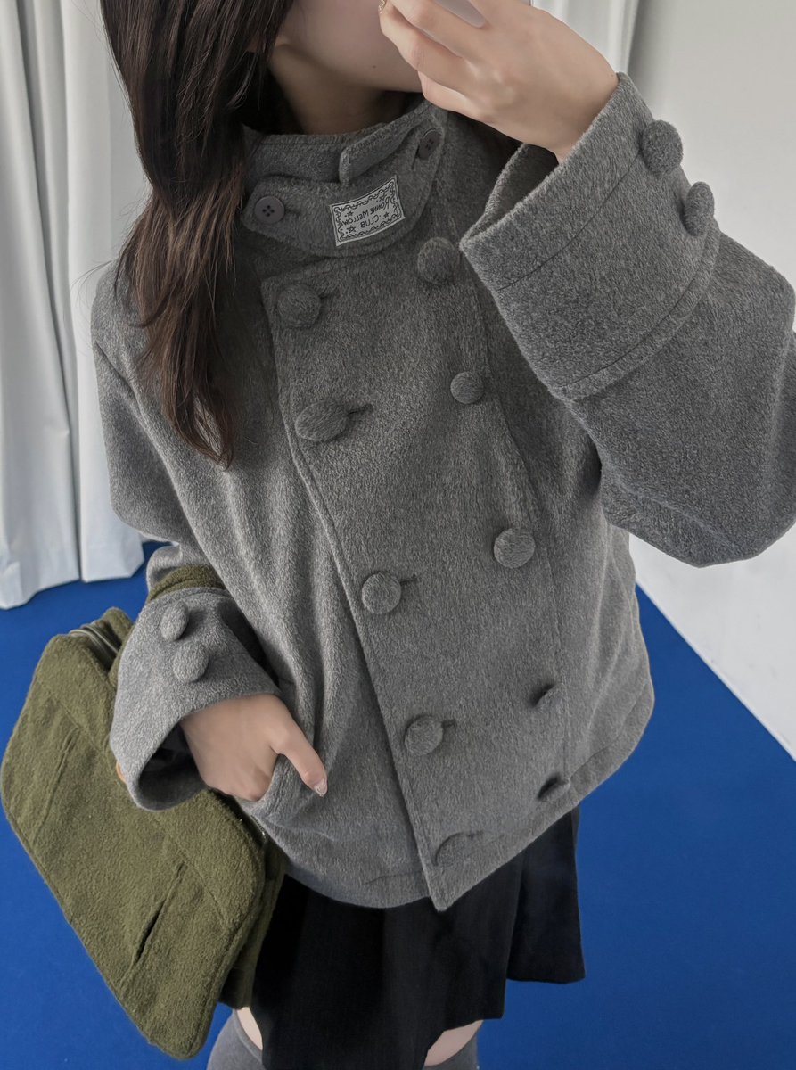 ika_tuyt's tweet photo. くるみボタンがかわいいpコート見つけた👩‍💻
#日常垢　#日常垢さんと繋がりたい https://t.co/YNu29sj1lJ