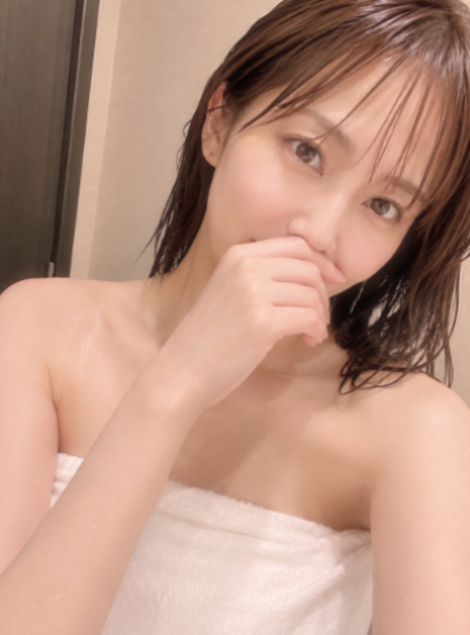 FlackGracie's tweet photo. 会ったらこんな欲求不満なおばさんがきます💦 https://t.co/2BjLJMkPbV