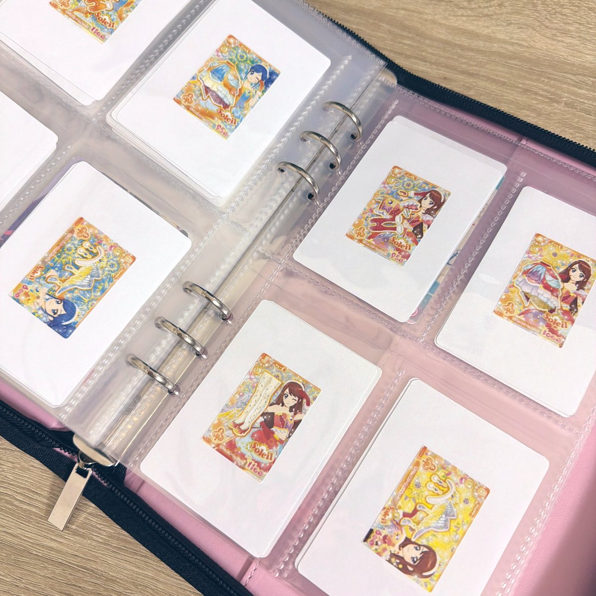 ito_04i's tweet photo. 私はデジタル弱弱なのでカードファイルにリストを作って入れてみた！
全リスト作るの大変だったけどアイカツ楽しみすぎて一瞬だった🫶🫶 https://t.co/04lGyq1Lkr