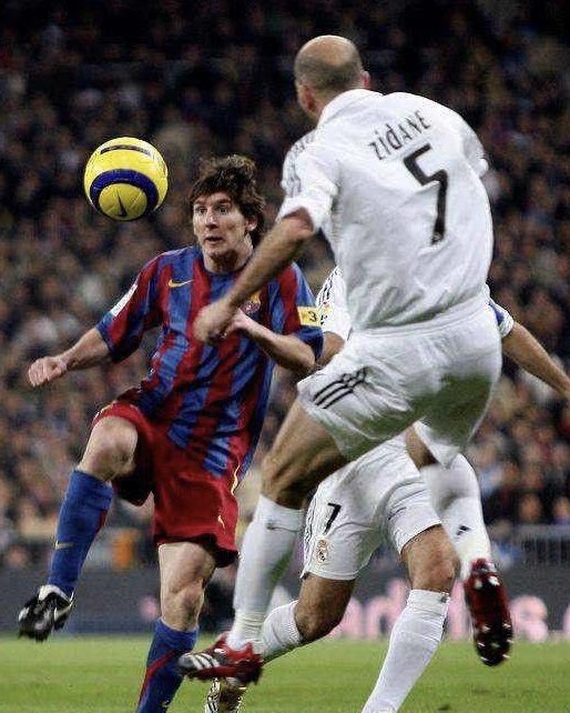 UTDAlex8's tweet photo. 🚨 Zinedine Zidane on Lionel Messi’s farewell:

“In this world of football, there’s no player who deserves a farewell like this more than Lionel Messi.

Everyone loves him. He doesn’t just play football, he thinks football. For me, he is the God of football.

If you want to truly enjoy football, you have to watch Lionel Messi. Pace, dribbling, goalscoring, playmaking, even tracking back — everything in one player.

Yes, there are many players who are very good and some who believe they are better than him. But most of them are only exceptional in certain areas, especially goalscoring.

Let me tell you why Messi almost never has a bad game. If he doesn’t score, he provides an assist. If he doesn’t assist, he controls the entire game from beginning to end. He always finds a way to influence the match.

He has had a complete career like no one else. This will be a sad and unforgettable day for football because we know we won’t see him on the biggest stages again.

One of my biggest regrets in my coaching career is never getting the chance to coach Messi. He could have made my job much easier. I played against him as a player, and I will forever cherish those moments.”