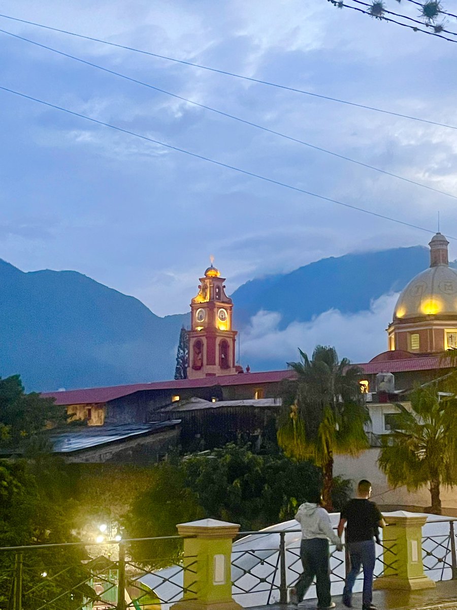 roccolers's tweet photo. Cuando veo esto digo siii como México no hay dos https://t.co/j6IFCRIBX6