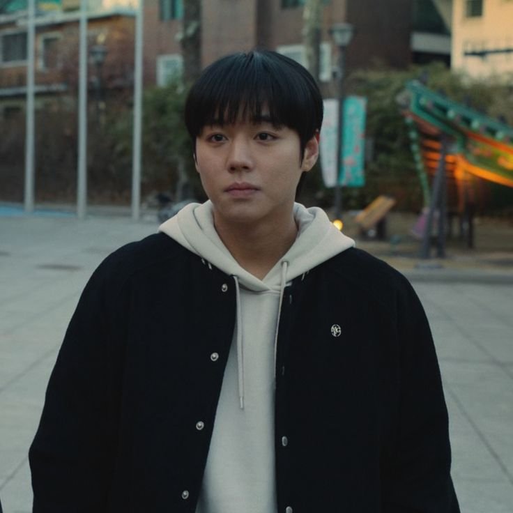 journeysieun's tweet photo. 𝗦𝗶𝗲𝘂𝗻𝘁𝗵𝘂𝘀𝗶𝗮𝘀𝘁_ Shibuya Check 🧍‍♂️ https://t.co/i7VzZjDBQh