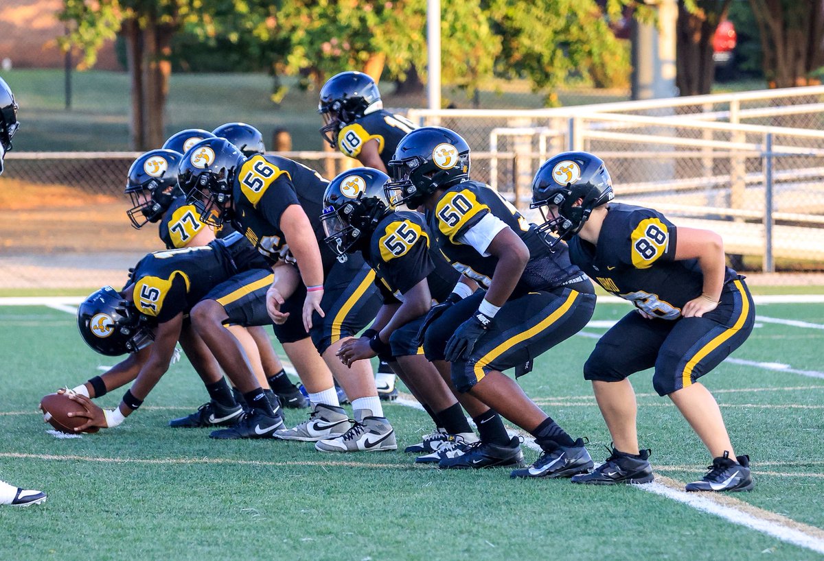 GoFlashWin's tweet photo. 🐝🏈🏐 Catch up on all the Yellow Jackets action! More photos of Irmo Varsity Volleyball vs Ridge View, Varsity Football vs Rock Hill and JV Football vs Lower Richland  are on https://t.co/TBUfYUtPyk. https://t.co/9gP2h9hVhf