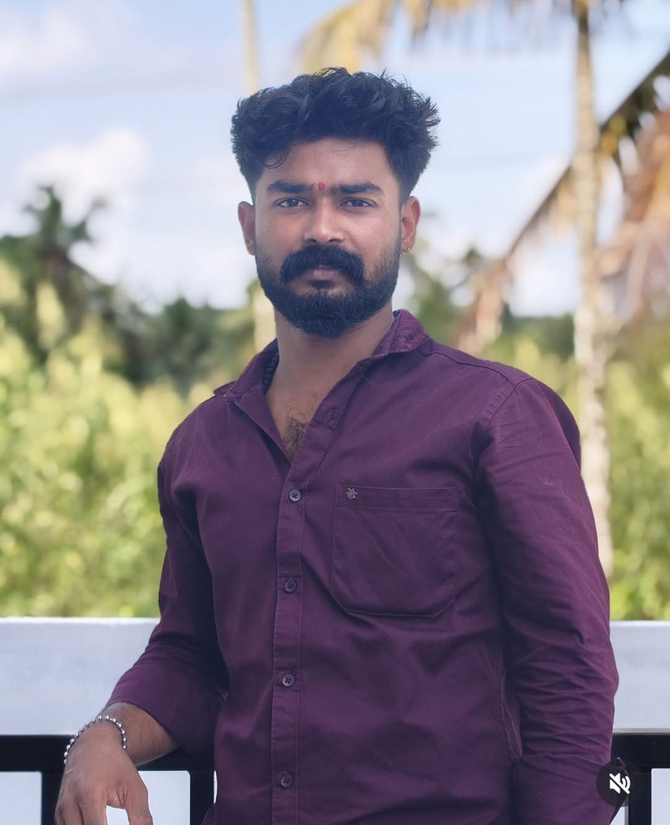 virraat_'s tweet photo. Mallu ❤️🔥 

https://t.co/ds9SfMUJ4w https://t.co/zEuLGt7gd2