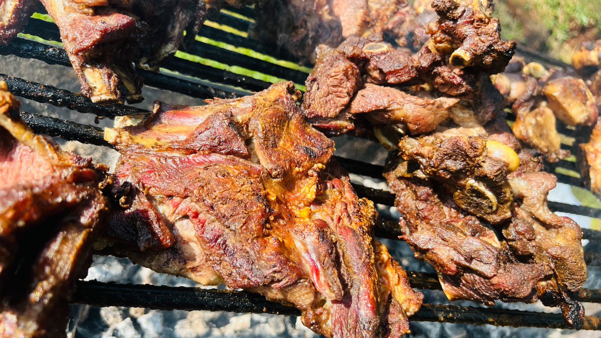 001__Eric's tweet photo. By any chance mkipata time ya kuchoma kambuzi as a family or boys call me. Only @ ksh 780 per kg https://t.co/Djjy7Rq3Jl