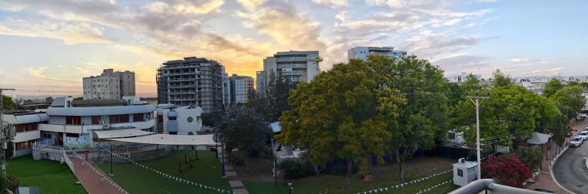 SZWTECH's tweet photo. Beautiful Skyline

#ShotOnSnapdragon #VivoX200Ultra https://t.co/lNO5hbfOvg