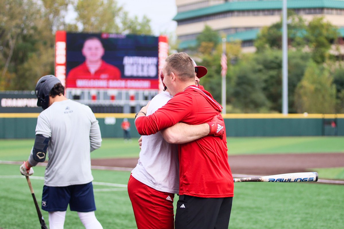 NJTechBaseball's tweet photo. Great time seeing Coach Deleo back at Yogi this weekend! 

#GBU | #RollTech⚔️ https://t.co/sWZ17Emx6U