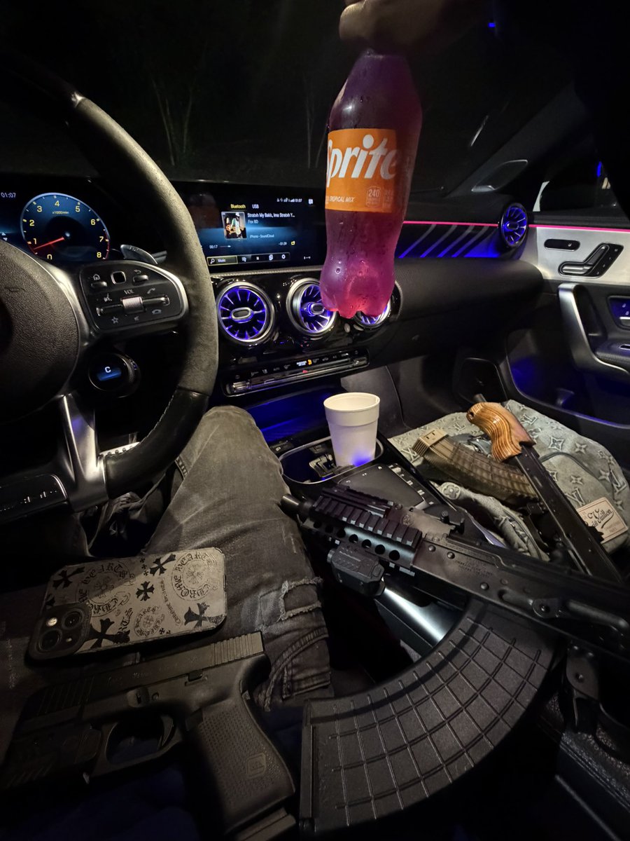 Dexteriityy's tweet photo. happy place https://t.co/pFEqC0tJ9e