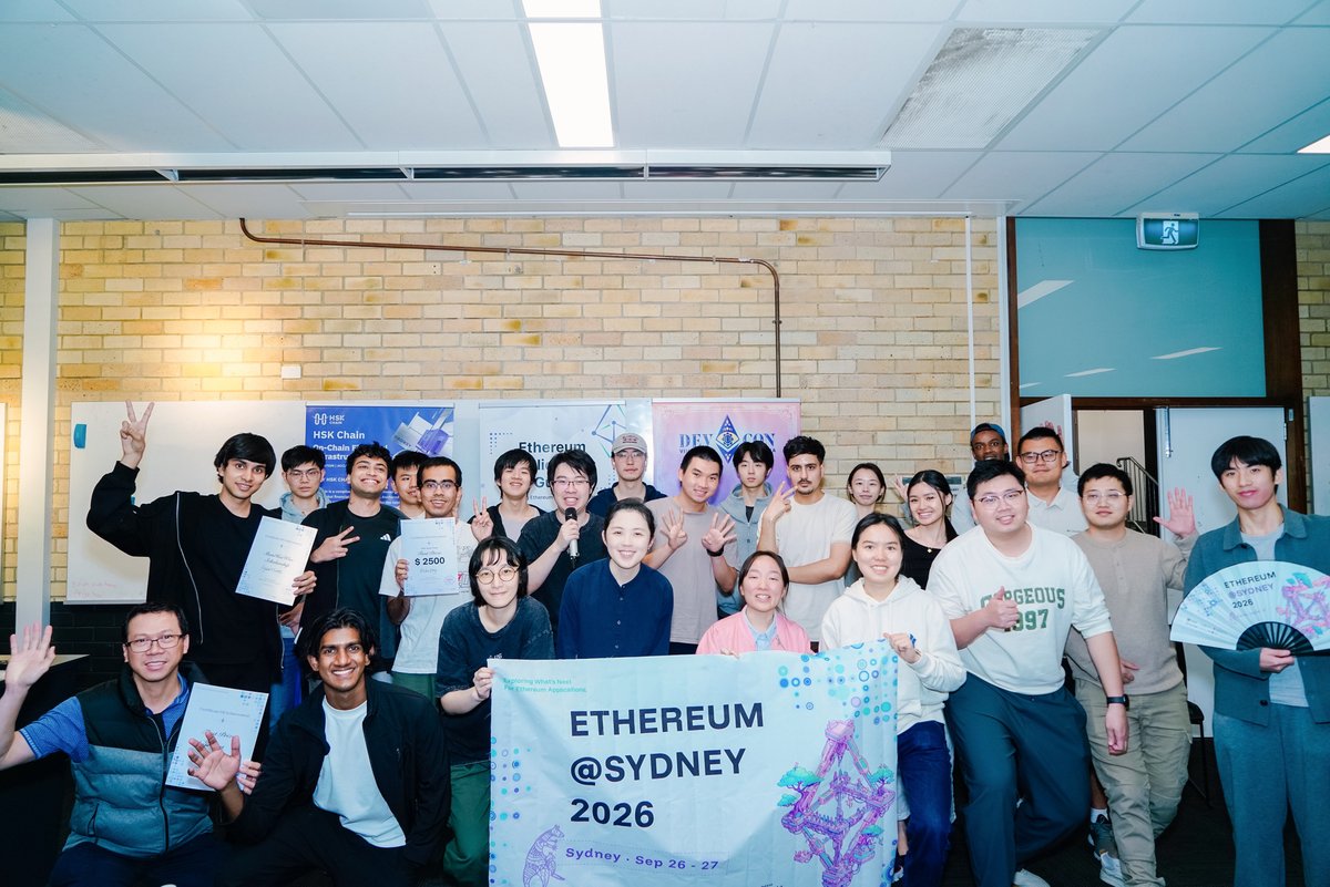 EthAppsGuild's tweet photo. 🇦🇺 The Ethereum Hackathon @ Sydney has come to a close!

In just one day, builders came together to turn ideas into working applications and bring them onchain.

Here’s what they built 🧵👇