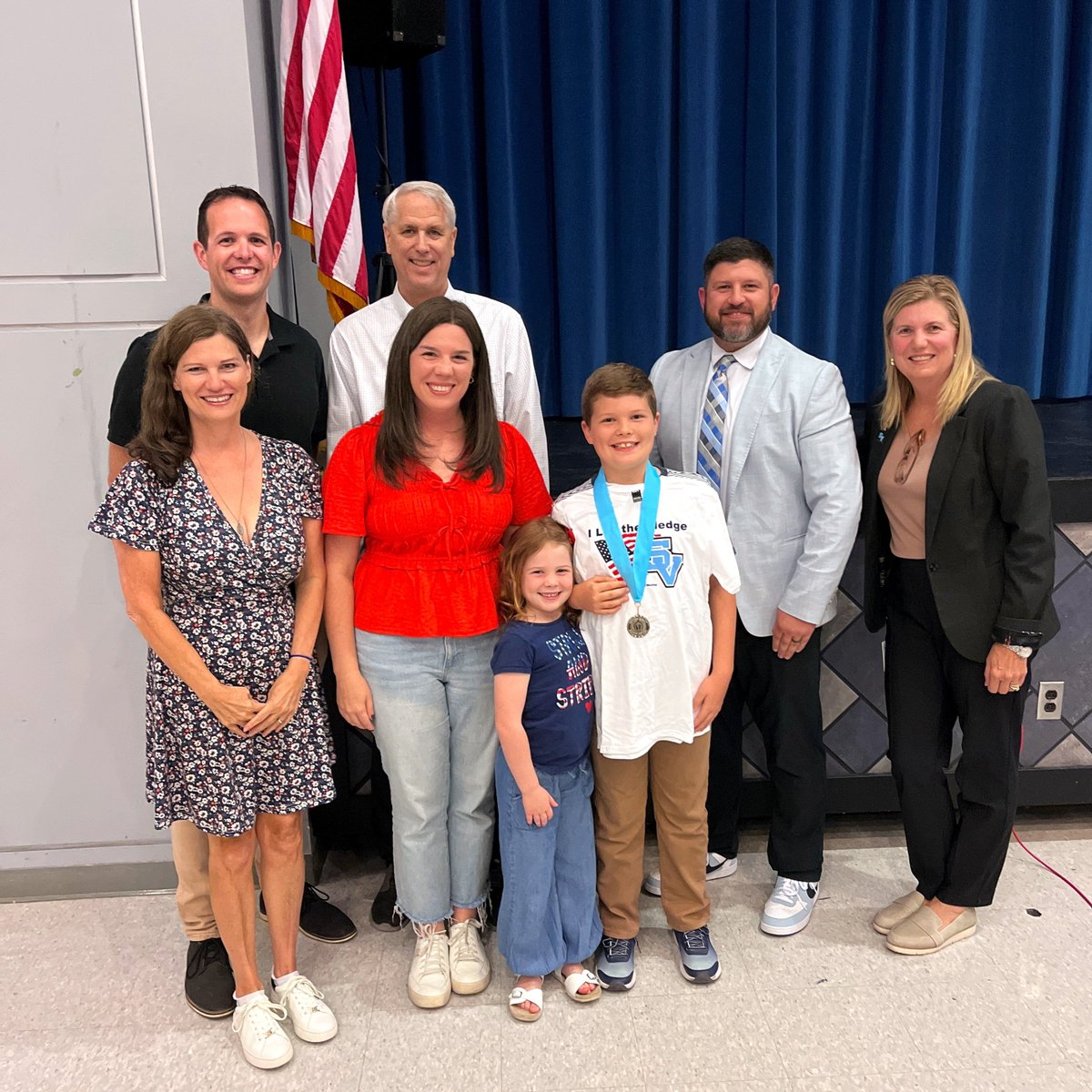 Seneca_Valley's tweet photo. We are pleased to continue the tradition of inviting elementary students from Seneca Valley’s K-6 schools to lead the members of the School Board and public in saying “The Pledge of Allegiance” during school board meetings.

For the Oct. 5 work session meeting, we were joined by Connoquenessing Valley Elementary third grader Bennett Frazier. He loves to play soccer, basketball and board games; collect Pokémon cards; build Legos; cheer on the Ohio State Buckeyes and travel with his family. Above all, he enjoys the game of chess! After learning the game from his uncle, Bennett shared that he fell in love with the strategy and back-and-forth of the game. When he grows up, he wants to be a professional soccer player and an engineer!

Great job, Bennett, we enjoyed having you join us for #SVILedthePledge!