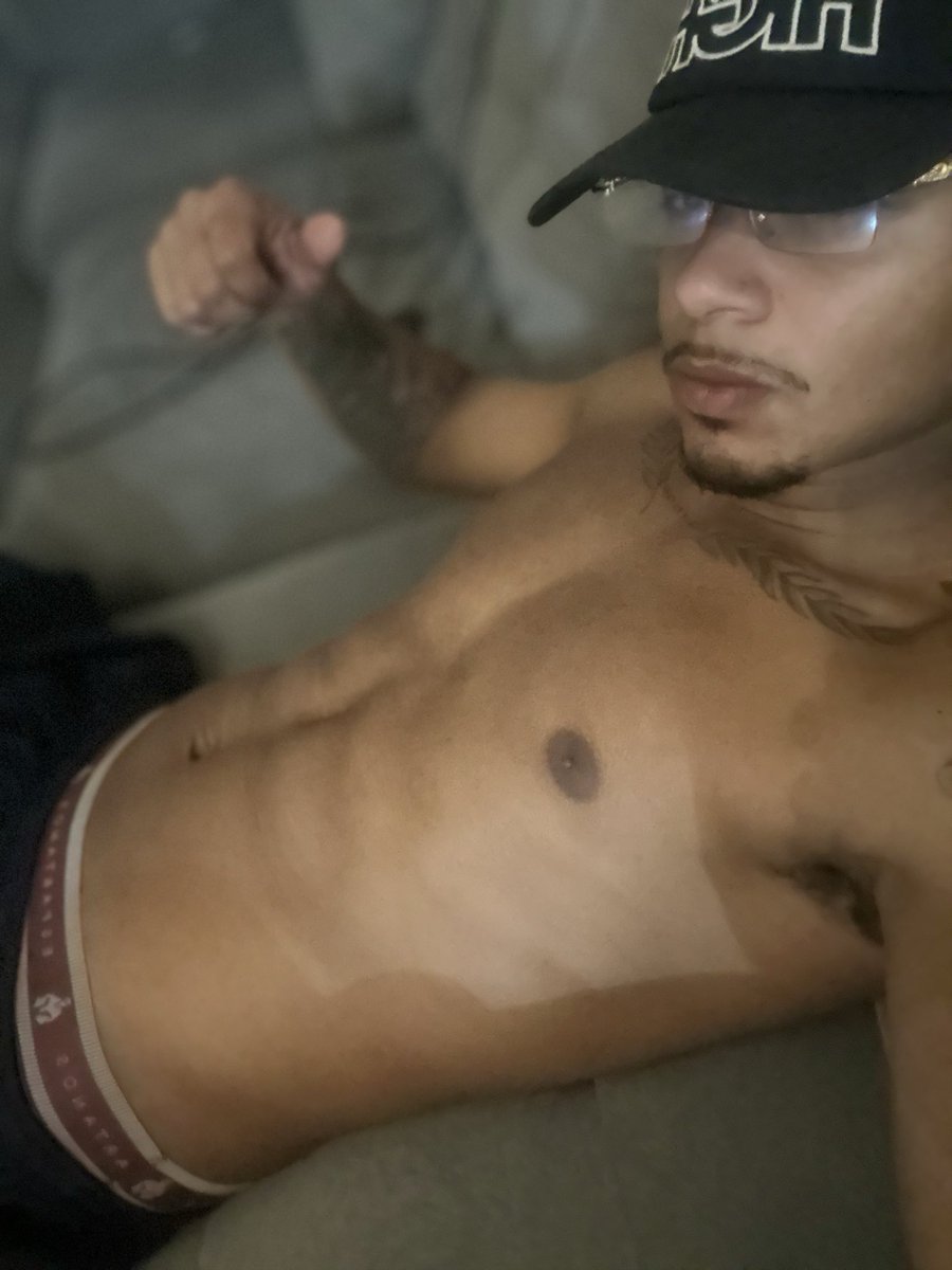 VIT_JR2's tweet photo. Alguém aí 

#PINTOSAWARDSㅤㅤ https://t.co/n4aGGggvaJ