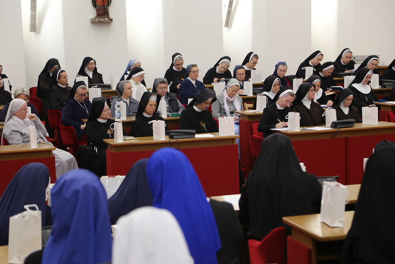 ChurchInPoland's tweet photo. The 153rd Plenary Assembly of the Conference of Major Superiors of Women’s Religious Congregations began with Holy Mass at the Shrine of St. Faustina in Warsaw. The Eucharist was presided over by the Apostolic Nuncio to Poland, Archbishop Antonio Guido Filipazzi. https://t.co/rHmWQMZl4f