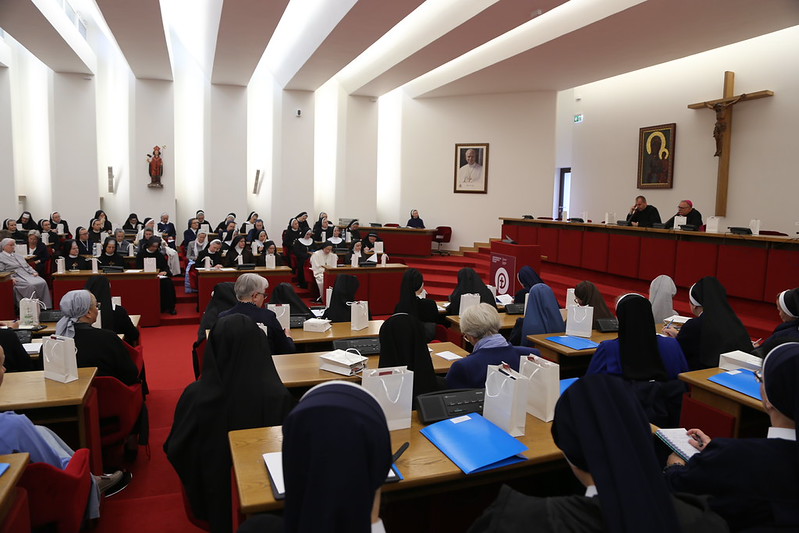 ChurchInPoland's tweet photo. The 153rd Plenary Assembly of the Conference of Major Superiors of Women’s Religious Congregations began with Holy Mass at the Shrine of St. Faustina in Warsaw. The Eucharist was presided over by the Apostolic Nuncio to Poland, Archbishop Antonio Guido Filipazzi. https://t.co/rHmWQMZl4f