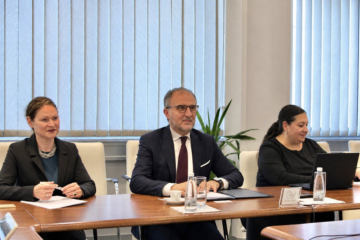 LSorecaEU's tweet photo. Good to meet with newly appointed World Bank Country Manager for BiH and Montenegro Liang Wang @liangw1015.

We spoke about recent political and economic developments in 🇧🇦BiH, its 🇪🇺EU integration process as well as our joint projects and initiatives, including de-mining the Sava River. 

Together, we are working to support BiH with socio-economic reforms and development. Looking forward to our continued good cooperation and coordination.

@WorldBankGroup @WorldBankECA