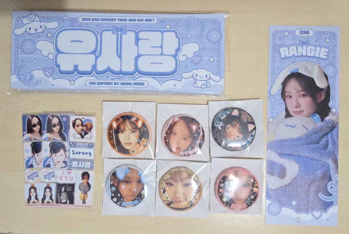 marvi_nekoz's tweet photo. 2026 IZNA CONCERT TOUR: WHO DAT GIRL? Freebies for 🇹🇼🇵🇭🇸🇬 stops 💙⭐️

⭐️ Sarang matte hand banners
⭐️ Sarang sticker sheets
⭐️ izna plushie button pins
⭐️ izna official postcard stt albums  (manila only)

🔹️follow, rt , and like will be appreciated but not required
🔹️Must follow izna's socials
🔹️Plushie button pins and sticker sheets for concert goers only
🔹️Show proof on d-day
🔹️Open for trades but will be selective- dm me first

See you soon Nayas!

#izna #izna_concert_tour