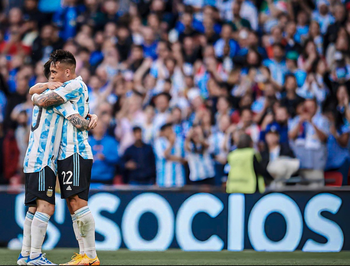 ArchivoLautaro's tweet photo. Socios. 🐐🐂🇦🇷 https://t.co/85abncrzmr